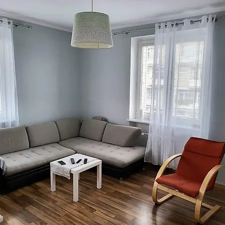 Apartment Ogrody * Wi-fi * Jezyce * 3 Km Center *