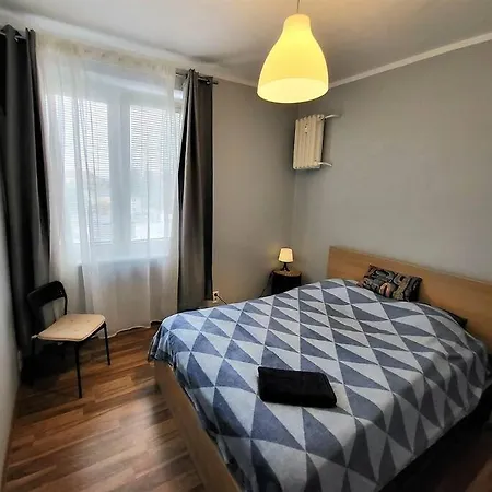 Apartment Ogrody * Wi-fi * Jezyce * 3 Km Center *